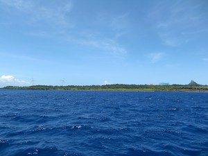 波も穏やか、伊江島へ。