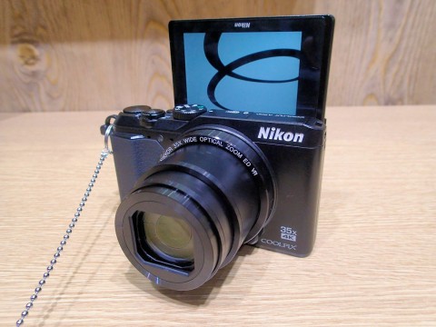 COOLPIX A900